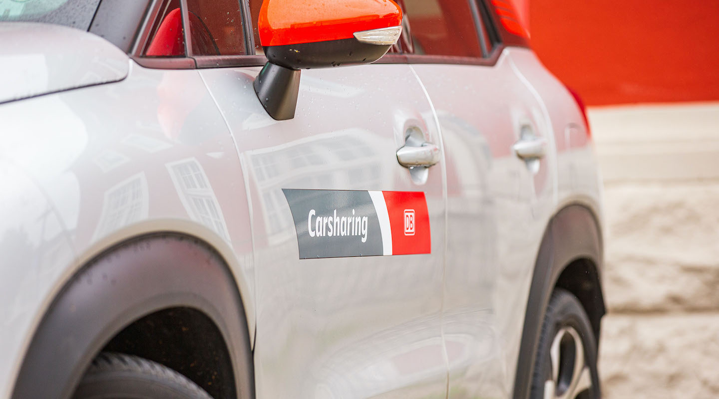 Carsharing der DB an der Mobilstation in Hamm.